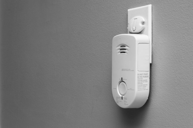 carbon monoxide detector installation